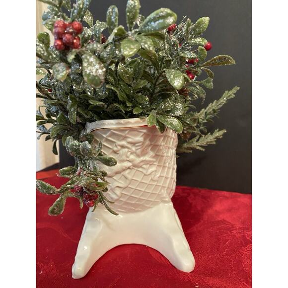 Palm Tree Company Sleigh: Christmas Holiday Décor Ivory White Gold Leaf‎ Trim - Picture 4 of 16